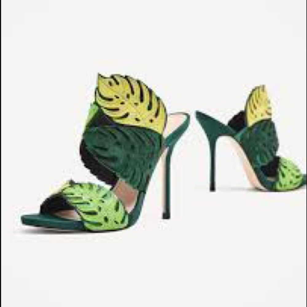RARE ZARA leaf embroidered slip on mules trade